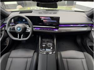 BMW 550 550e xDrive Touring M Sport Pro DA/PA Prof AHK 21