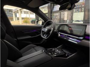 BMW 550 550e xDrive Touring M Sport Pro DA/PA Prof AHK 21