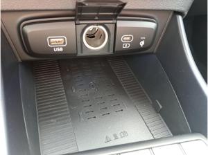 Hyundai i20 1.0 T-GDI Trend *LED*NAVI*DAB*SHZ*PDC*KAM*