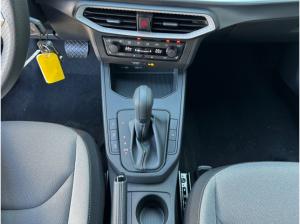 Seat Ibiza FR 1.0 TSI DSG Ganzjahresreifen LED Navi Kamera