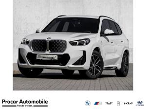 BMW iX1 xDrive30 M Sport HUD ACC AHK RFK NAVI LED