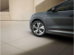Audi Q4 e-tron Q4 SUV e-tron quattro S line