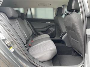 Skoda Superb Combi Selection 2.0 TDI DSG Navi,Matrix,Klima,AHK