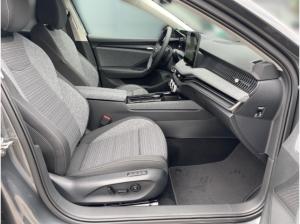 Skoda Superb Combi Selection 2.0 TDI DSG Navi,Matrix,Klima,AHK