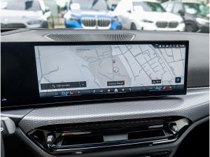 BMW 330 330i xDrive Touring M Sport HUD PANO ACC AHK LED