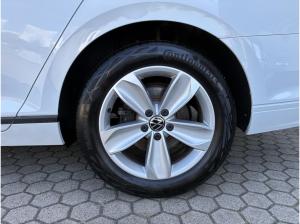 Volkswagen Passat Variant 2.0 TDI App-Connect*Rear View*Navi