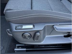 Volkswagen Passat Variant 2.0 TDI ACC+SHZ+PDC+RFK+NAVI+LED