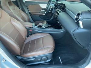 Mercedes-Benz A 200 d AMG Line 4Matic SHZ Rückfahrkamera