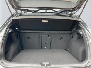 Volkswagen Golf VIII 2.0 TSI DSG GTI Panorama LED Navi