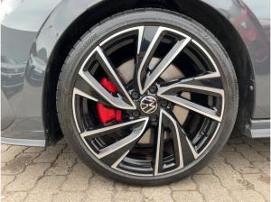 Volkswagen Golf VIII 2.0 TSI DSG GTI Panorama LED Navi
