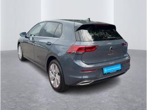Volkswagen Golf VIII 1.5 eTSI Style DSG LED AHK ACC