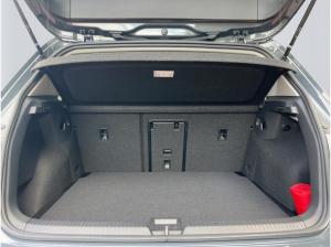 Volkswagen Golf VIII 1.5 eTSI Style DSG LED AHK ACC