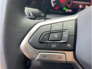 Volkswagen Golf VIII 1.5 eTSI Style DSG LED AHK ACC
