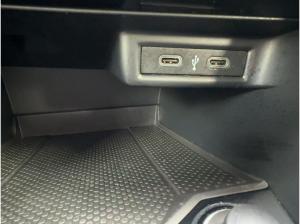 Volkswagen T-Roc 1.0 TSI Style Ganzjahresreifen Parkassistent