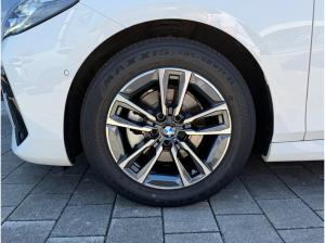 BMW 220 220i Active Tourer M-Sport Finanzierung ab 0,49%