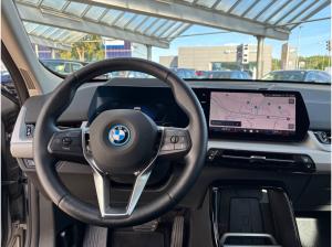 BMW iX1 xDrive30 AHK/Memory/HUD Finanzierung ab 0,49%