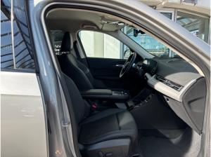 BMW iX1 xDrive30 AHK/Memory/HUD Finanzierung ab 0,49%