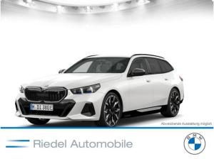 BMW i5 eDrive40 Touring M Sportpaket Klimaaut. AHK