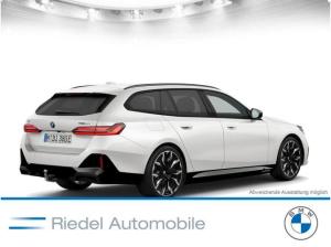 BMW i5 eDrive40 Touring M Sportpaket Klimaaut. AHK