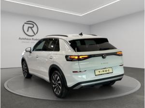Volkswagen T-Roc 1.5 eTSI DSG Life / LED RFK