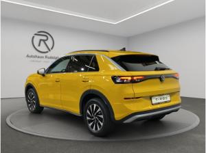 Volkswagen T-Roc 1.5 eTSI DSG Life / LED RFK