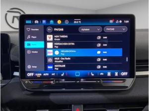 Volkswagen T-Roc 1.5 eTSI DSG Life / LED RFK