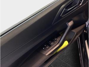 Volkswagen Taigo 1.5 TSI DSG R-Line Navi Matrix RFK ISOFIX 18 Zoll