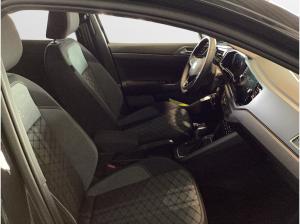 Volkswagen Taigo 1.5 TSI DSG R-Line Navi Matrix RFK ISOFIX 18 Zoll