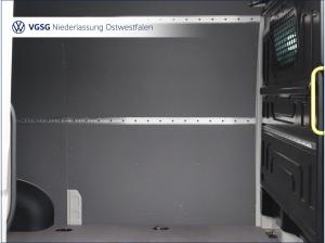 Volkswagen Crafter Kasten mittlerer Radstand vorb. AHK Rear