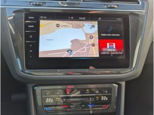 Volkswagen Tiguan Life 2.0 TDI DSG 4Motion AHK IQDrive Massage