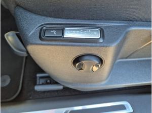 Volkswagen Tiguan Life 2.0 TDI DSG 4Motion AHK IQDrive Massage