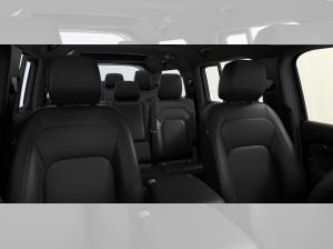 Land Rover Defender 130 D250 X-Dynamic SE