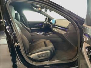 BMW 520 d xDrive Touring M Sport Standheizung AHK (G61)