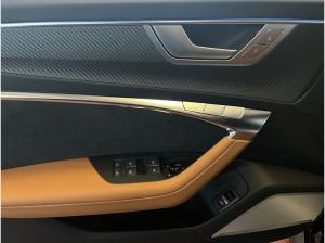 Audi RS6 Avant 441(600) kW(PS) tiptronic HD Matrix, AHK, RS Sportauspuff, Dynamikpaket plus, Keramikbremse, H