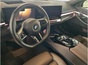 BMW 520 d xDrive Touring  M Sport *Neupreis: 86.170,00 EUR*