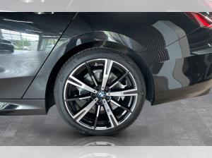 BMW 520 d xDrive Touring  M Sport *Neupreis: 86.170,00 EUR*