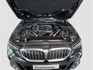 BMW 520 d xDrive Touring  M Sport *Neupreis: 86.170,00 EUR*