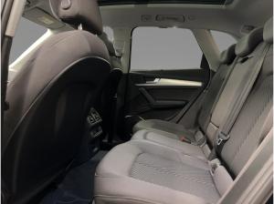 Audi Q5 40 TDI qu.S tr. AHK STDHZG MATRIX RFK PANO