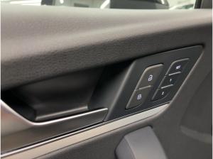Audi Q5 40 TDI qu.S tr. AHK STDHZG MATRIX RFK PANO