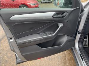 Volkswagen T-Roc 1.5 TSI DSG Goal Navi LED SHZ ACC PDC
