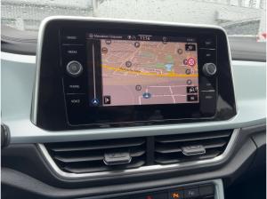 Volkswagen T-Roc 1.5 TSI DSG Goal Navi LED SHZ ACC PDC