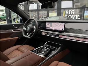 BMW 740 740d xDrive M Sport Pro DA/PA Prof TV Massa. B&W