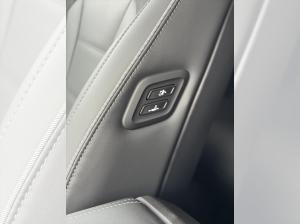 KGM Rexton LUX 8/AT 4WD