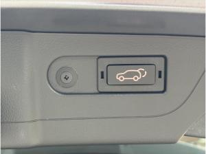 KGM Rexton LUX 8/AT 4WD