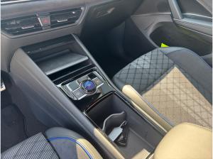 Volkswagen Tiguan R-Line 2,0TDI 142KW DSG 4MOTION BLACK AHK - GEWEBEKUNDE