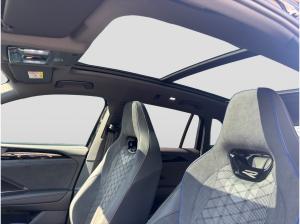 Volkswagen Tiguan R-Line 2,0TDI 142KW DSG 4MOTION BLACK AHK - GEWEBEKUNDE