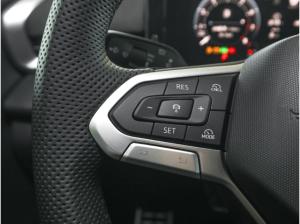 Volkswagen T-Roc R-Line 1.5 eTSI DSG IQ.Light Ganzjahresreifen