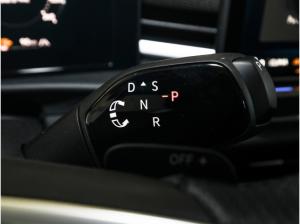 Volkswagen T-Roc R-Line 1.5 eTSI DSG IQ.Light Ganzjahresreifen