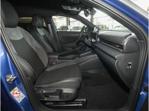 Volkswagen T-Roc R-Line 1.5 eTSI DSG IQ.Light Ganzjahresreifen