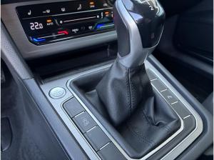 Volkswagen Passat Variant 2.0 TDI App-Connect*Rear View*Navi